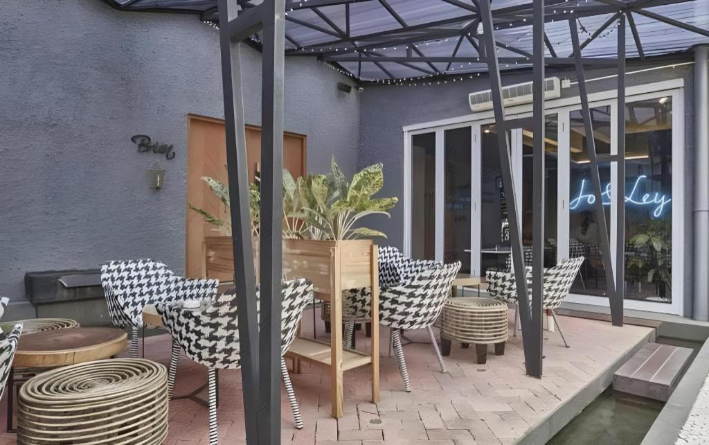 Couleur Hotel Cengkareng Jakarta Eksteriør billede